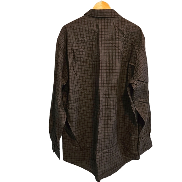 Haggar Clothing Men's Button-Down Shirt (XLT) - Picture 2 of 8